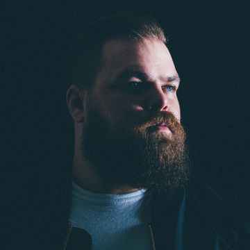 Com Truise